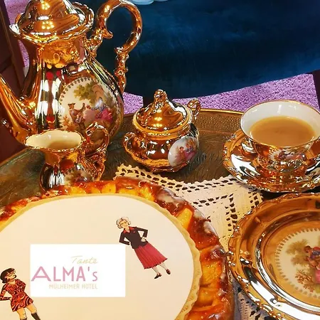 Tante Alma's Mülheimer Hotel 3*