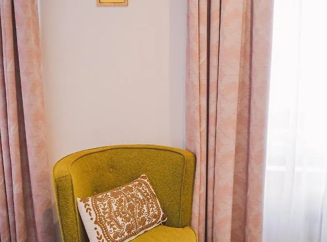 Boutique Stadtmitte 鲁尔河畔米尔海姆